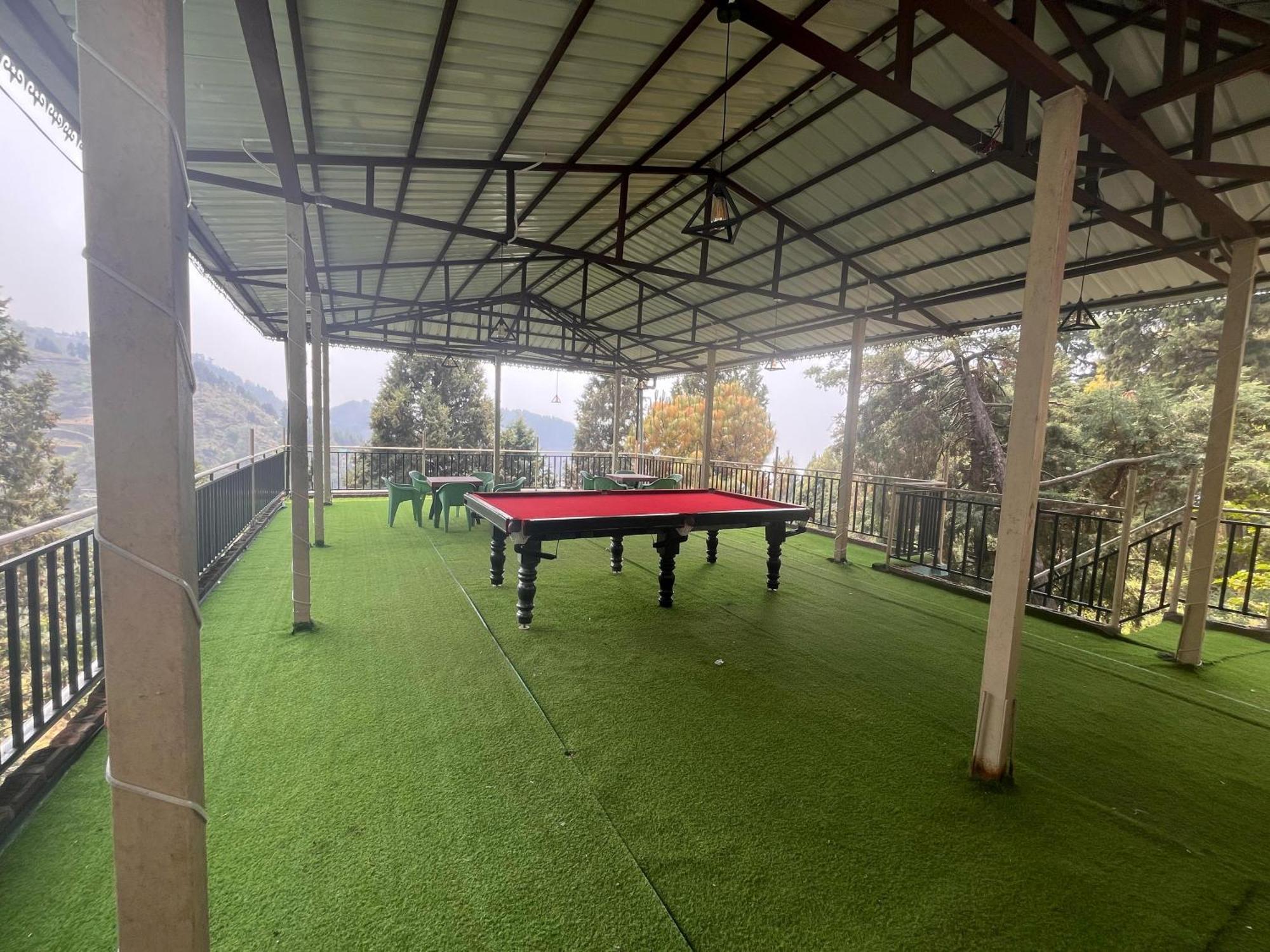 Royal Hill Inn Mussoorie Exterior photo